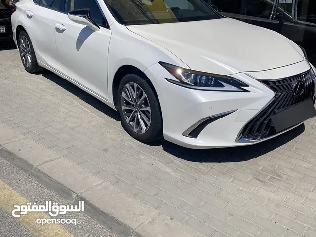 Used Lexus ES in Amman