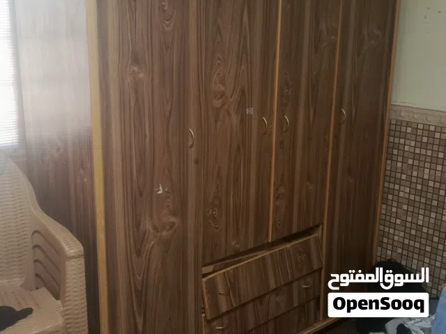 خزانة 3دفات للبيع
