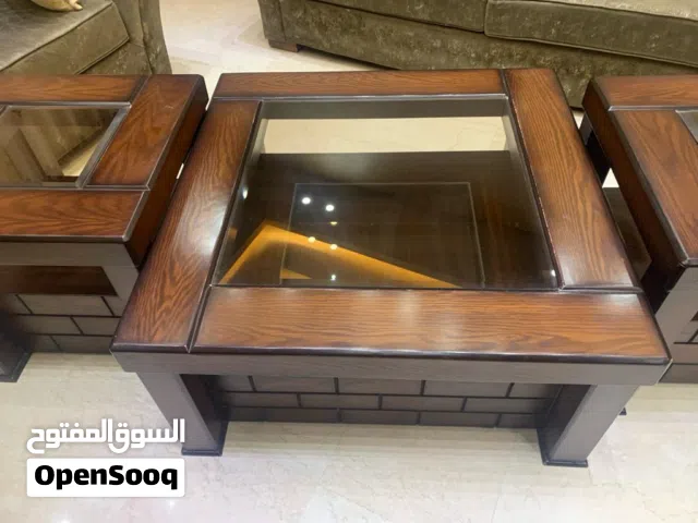 طاولة وطربيزات بحالة جديدة