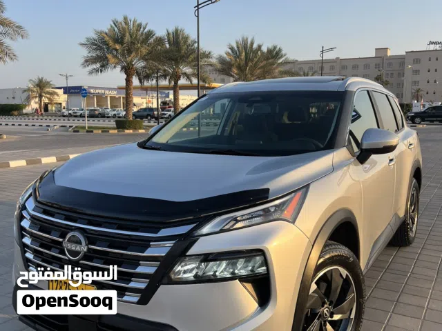 Used Nissan Rogue in Muscat