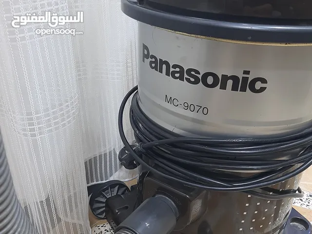 مكنسة كهربائية حجم كبير مستعملة