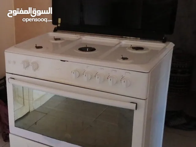 فرن غاز للبيع بحالة ممتاز