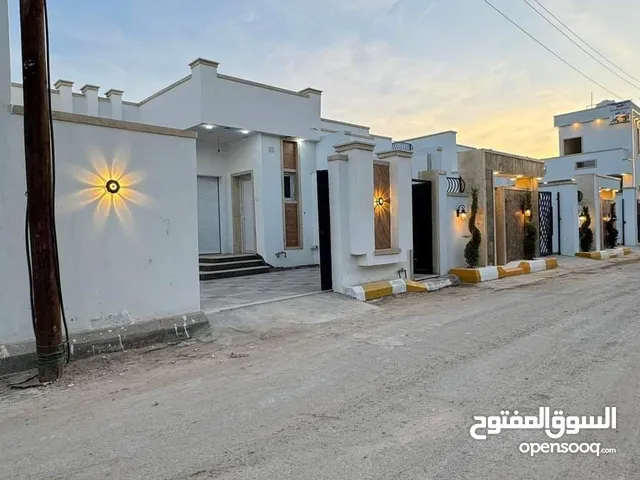 155 m2 3 Bedrooms Townhouse for Sale in Tripoli Khallet Alforjan