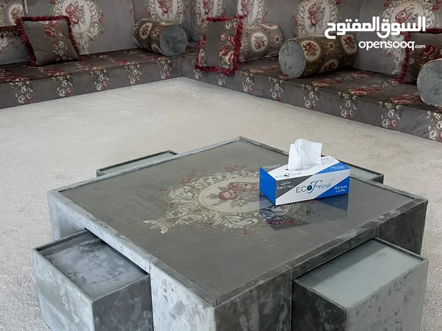 جلسة أرضية كاملة