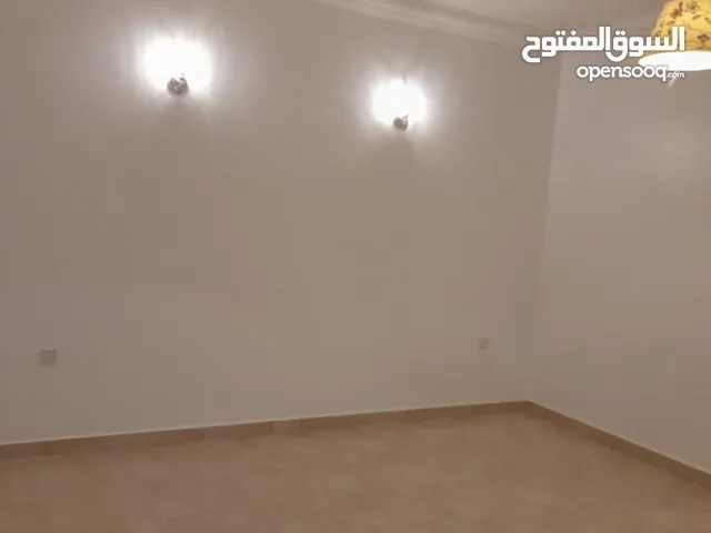 100 m2 3 Bedrooms Apartments for Rent in Kuwait City Rawda