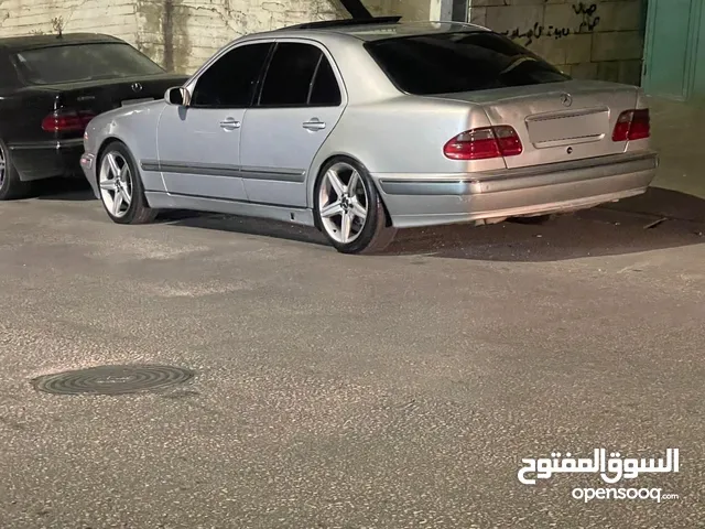 مرسيدس قرش ونص E270