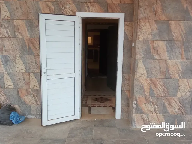140 m2 1 Bedroom Apartments for Sale in Tripoli Abu Saleem