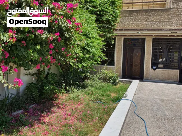 بيت كبير للايجار