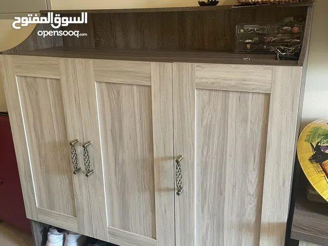 خزانة أحذية أنيقة و كبيرة من هوم بوكس استخدام خفيف