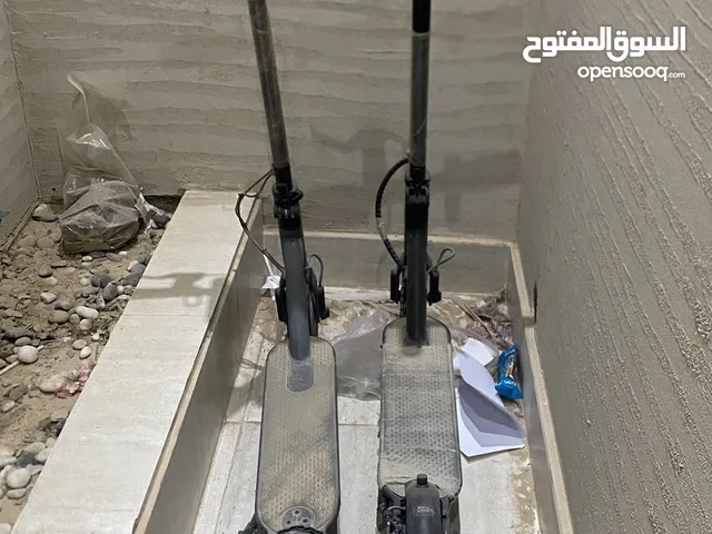 للبيع اسكوترات تحتاج كفرات فقط