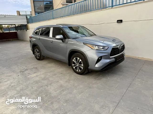 Used Toyota Highlander in Amman