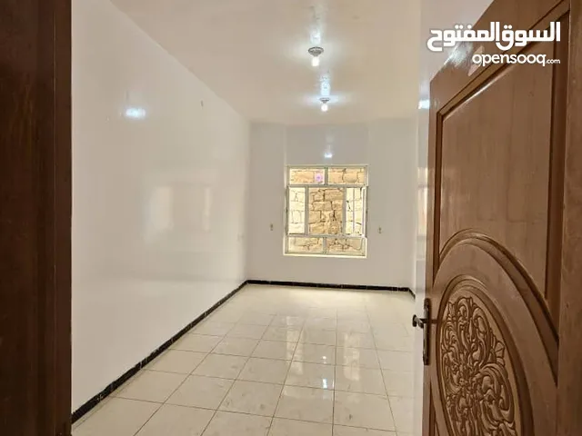 شقق للايجار اوال ساكن