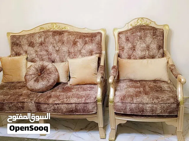 طقم كنبايات خشب زان تفصيل تسع مقاعد بحال الوكاله للبيع