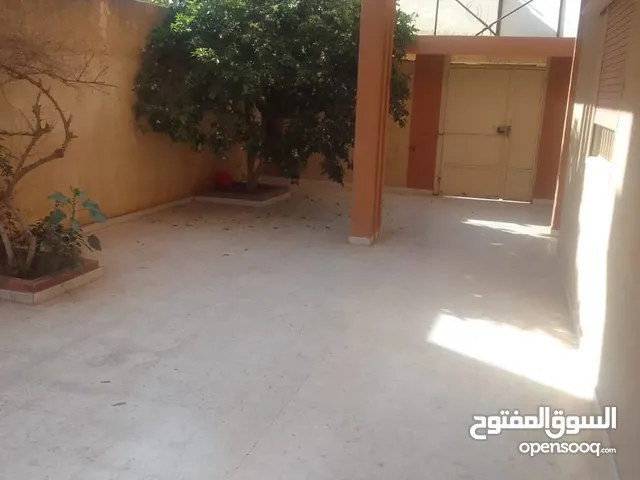 250 m2 3 Bedrooms Villa for Sale in Benghazi Al-Fuwayhat
