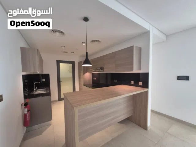 Flat 2bedroom and 3 bathroom in muscat hills in pearl bulding