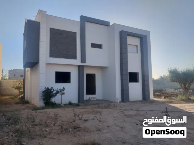 270 m2 3 Bedrooms Apartments for Rent in Tripoli Al-Serraj