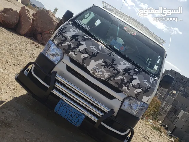 Toyota Hiace 2015 in Sana'a