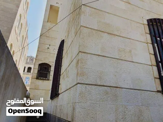 فيلا عرطه في بيت بوس  صاحبها مغترب قريب بيوت الاحلام بيت بوس سعر عرطه محتاااااج عمل خااص بسعر 360$