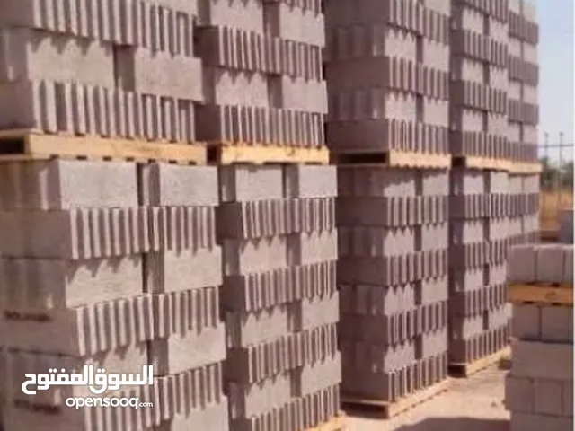 للبيع معمل مواد بناء في مدينة عدرا الصناعية