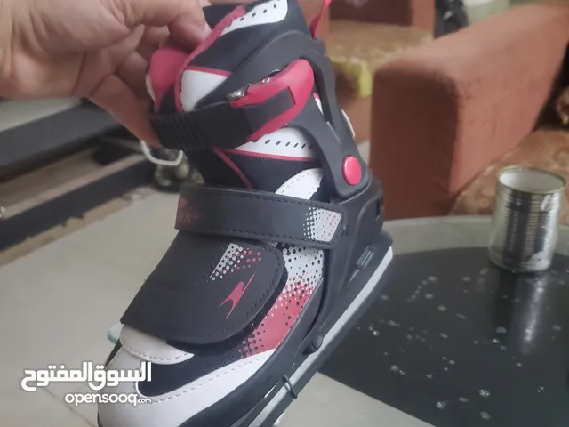 Boys Athletic Shoes in Dubai