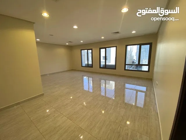 دور اول خمس غرف مع بلكونات جانبيه بابوفطيرة تشطيب راقى جدااا للإيجار