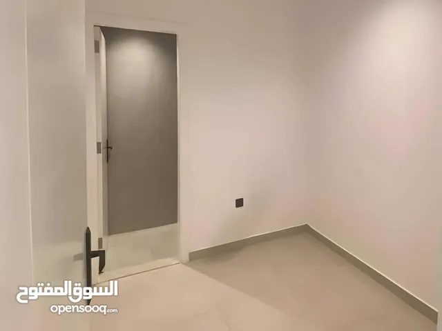 300 m2 5 Bedrooms Apartments for Rent in Jeddah Other