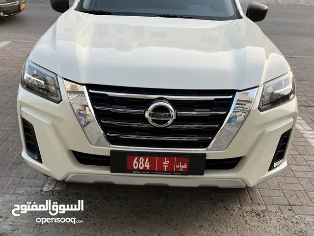 SUV Nissan in Muscat