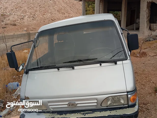 Used Kia Besta in Zarqa