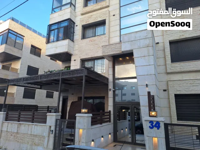 شقة مميزة جدا في أرقى شوارع ضاحية الرشيد