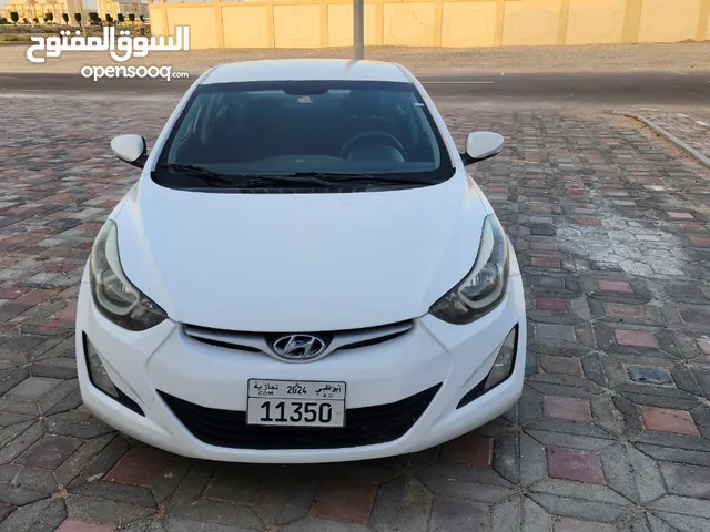 Hyundai Elantra 2015 in Abu Dhabi