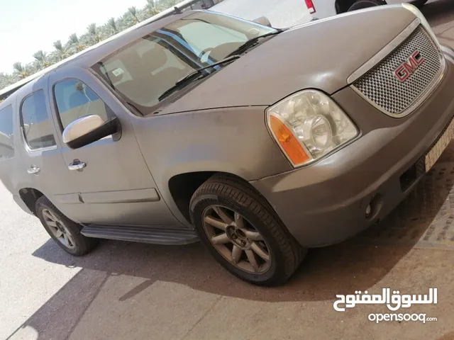 جمس يوكن قصير  موديل 2007 بدون دبل   مجدد كامل