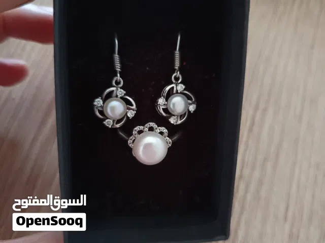 طقم لؤلؤ طبيعي راقي و جميل