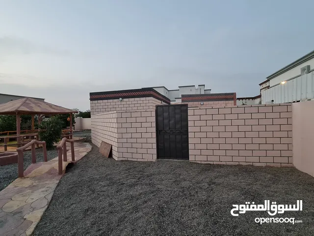 90 m2 2 Bedrooms Townhouse for Rent in Al Batinah Suwaiq
