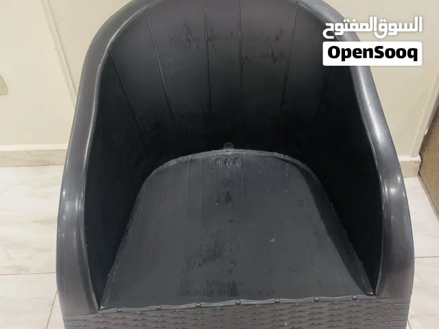 كرسي اسود مريح و عملي