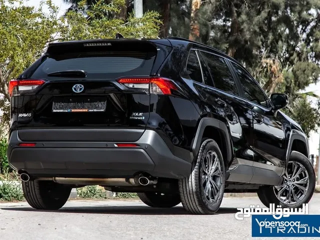 Used Toyota RAV 4 in Zarqa