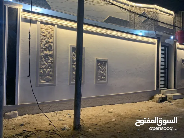 180 m2 2 Bedrooms Townhouse for Sale in Basra Al Salheya