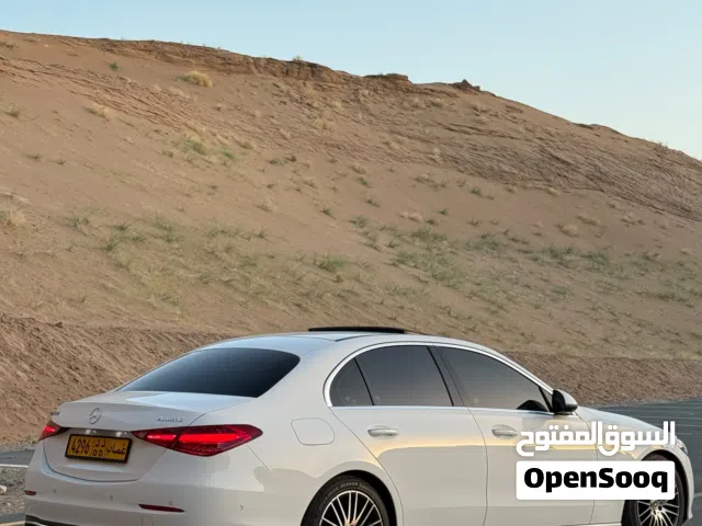 2022 مرسيدس بنز الفئة-C C 300