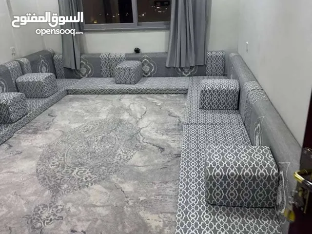 جلسه مع سجاد وستاير وغرفت نوم جديده استخدم شهر بس.