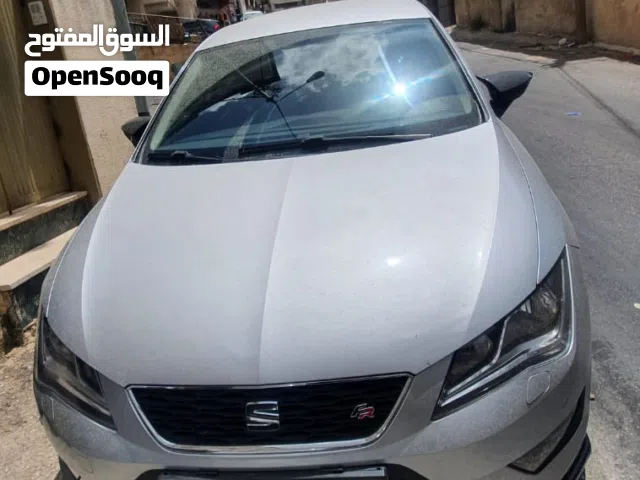 2015 سيات ليون Standard