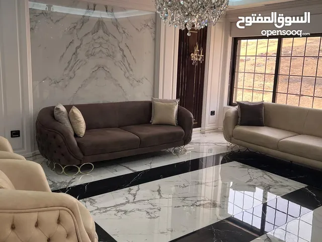 260m2 3 Bedrooms Apartments for Sale in Amman Deir Ghbar
