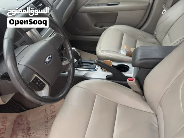 2011 فورد فيوجن SE
