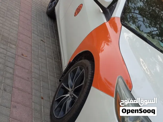 2015 تويوتا كامري XSE