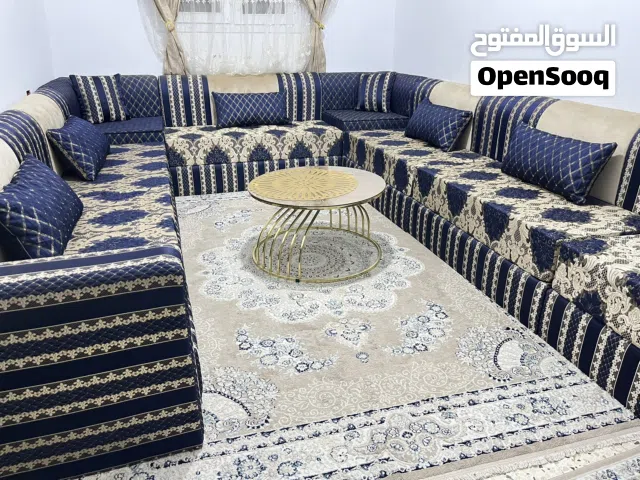 صالون جديد للبيع مقاسة 3/3/4