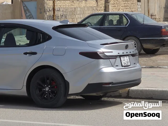تويوتا كامري 2025 هايبرد LE