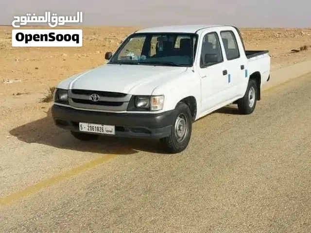 2004 تويوتا هيلوكس GLX