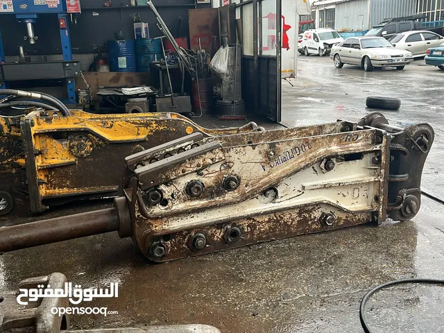 فاس حفار 210