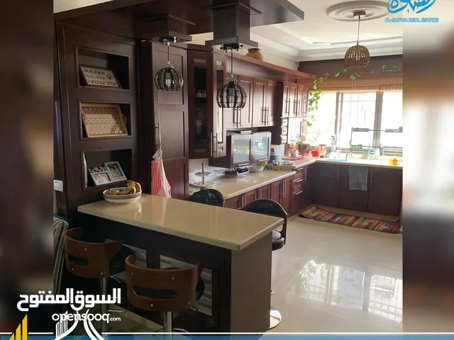 18 m2 3 Bedrooms Apartments for Rent in Ramallah and Al-Bireh Al Tira