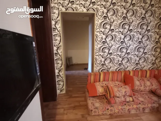 110 m2 3 Bedrooms Apartments for Rent in Tripoli Al-Maqrif
