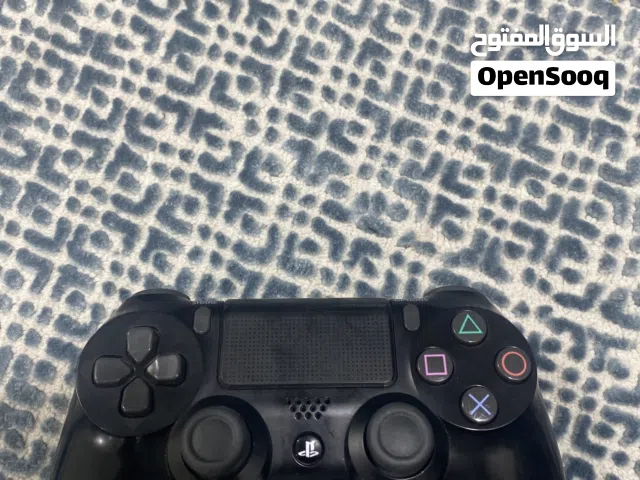 PlayStation 4 Controller – 12 BHD Almost new, used only once, and it has no issues at all.