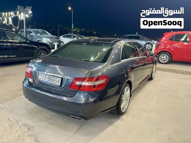 2013 مرسيدس بنز الفئة-E E 200